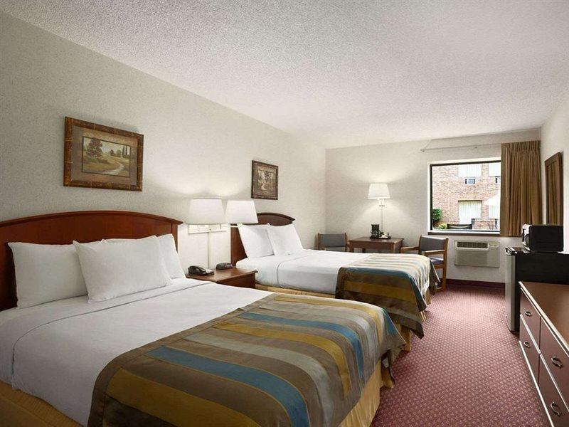 Days Inn By Wyndham מידלטאון מראה חיצוני תמונה