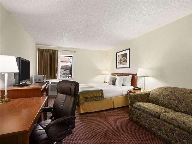 Days Inn By Wyndham מידלטאון מראה חיצוני תמונה