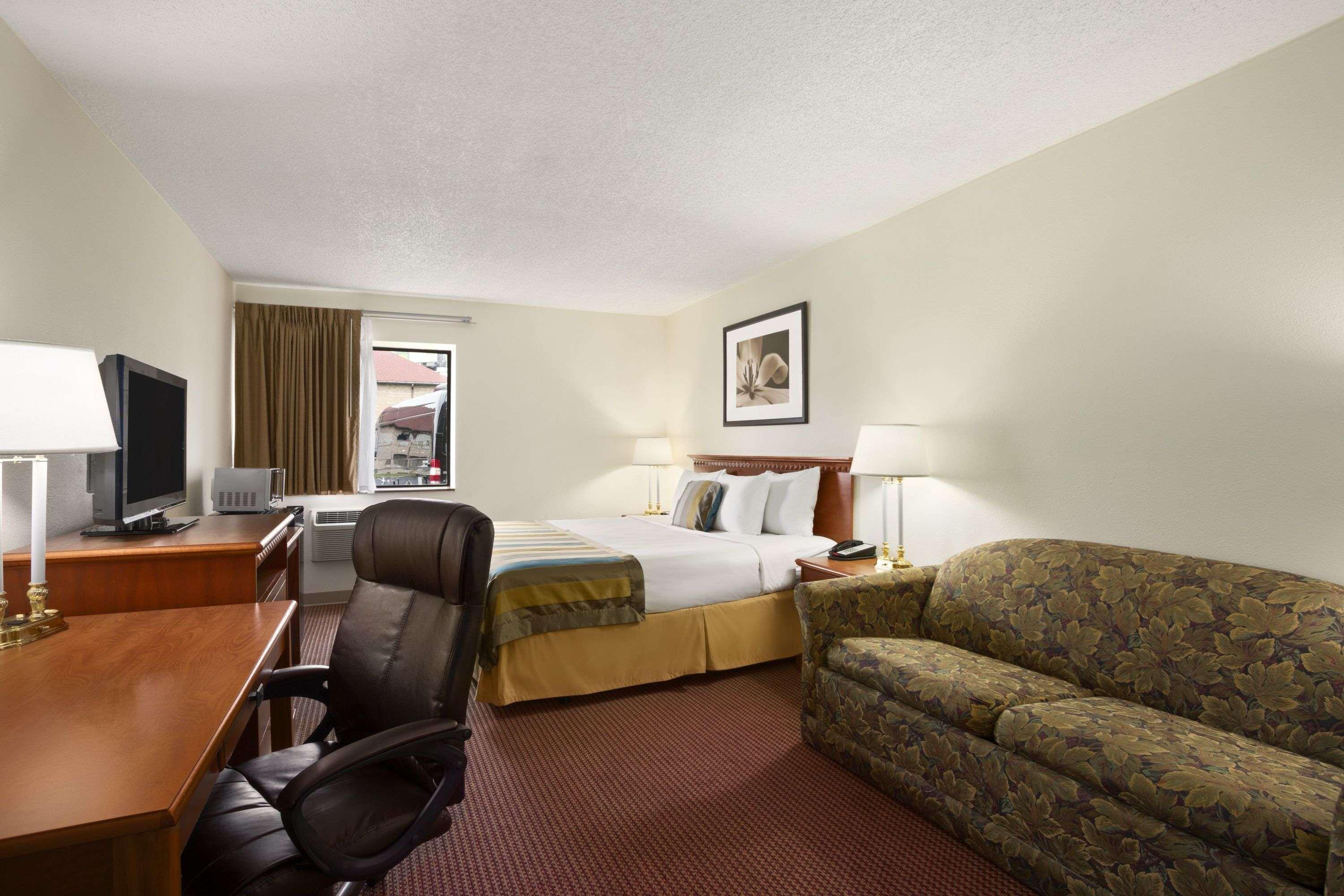 Days Inn By Wyndham מידלטאון מראה חיצוני תמונה